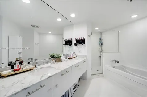 55 SE 6th Street Miami FL 33131
