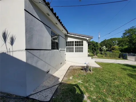 70 NW 33rd Street Miami FL 33127