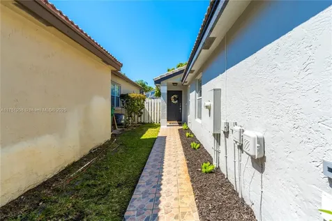 17994 SW 29th Court Miramar FL 33029