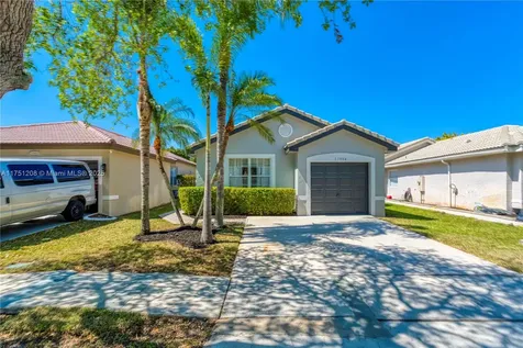 17994 SW 29th Court Miramar FL 33029