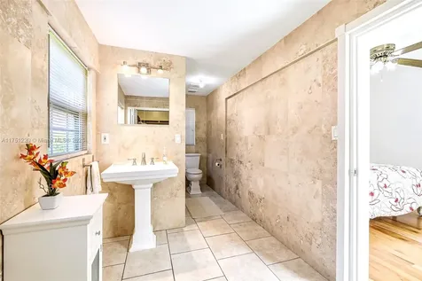 1520 NE 108th Street Miami FL 33161