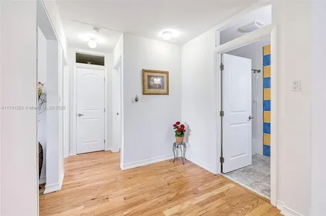 1520 NE 108th Street Miami FL 33161