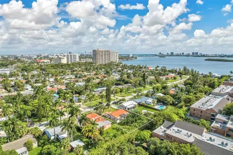 1520 NE 108th Street Miami FL 33161