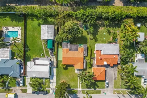 1520 NE 108th Street Miami FL 33161
