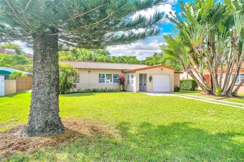 1520 NE 108th Street Miami FL 33161