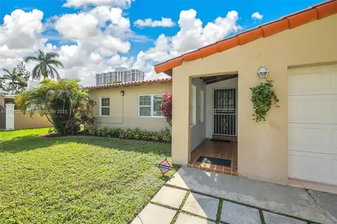 1520 NE 108th Street Miami FL 33161