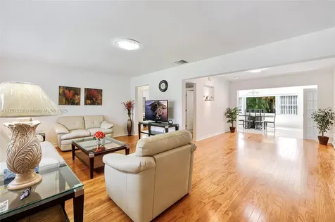 1520 NE 108th Street Miami FL 33161