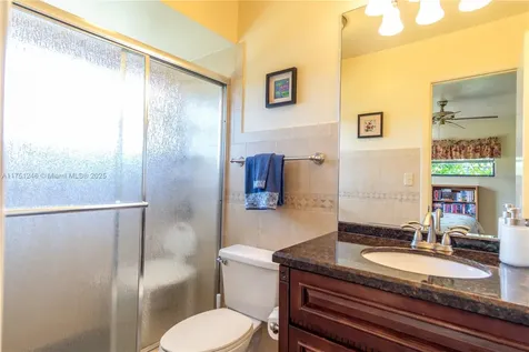 9720 SW 185th Terrace Cutler Bay FL 33157