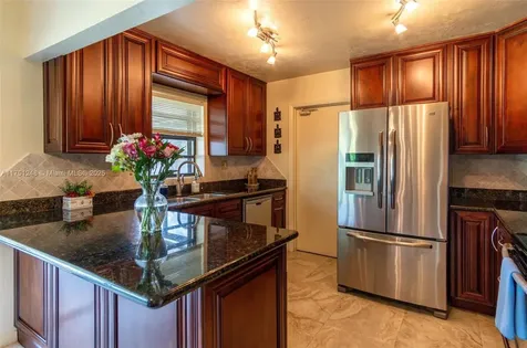 9720 SW 185th Terrace Cutler Bay FL 33157