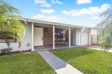 9720 SW 185th Terrace Cutler Bay FL 33157