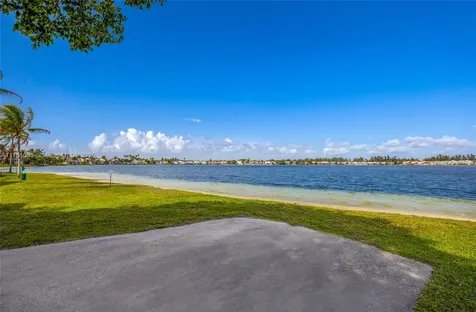12665 NW 9th Lane Miami FL 33182