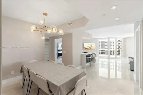 4779 Collins Avenue Miami Beach FL 33140