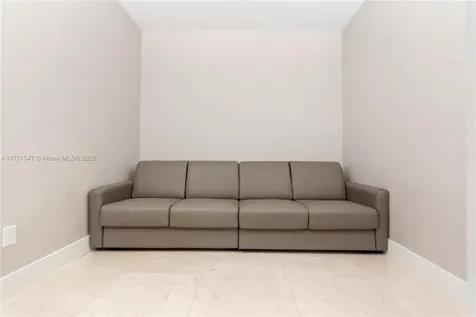 4779 Collins Avenue Miami Beach FL 33140
