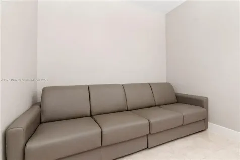4779 Collins Avenue Miami Beach FL 33140