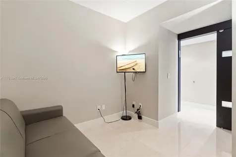 4779 Collins Avenue Miami Beach FL 33140