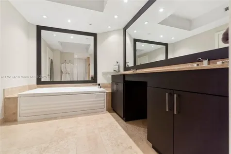 4779 Collins Avenue Miami Beach FL 33140