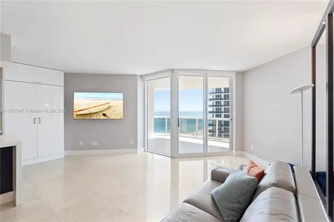4779 Collins Avenue Miami Beach FL 33140