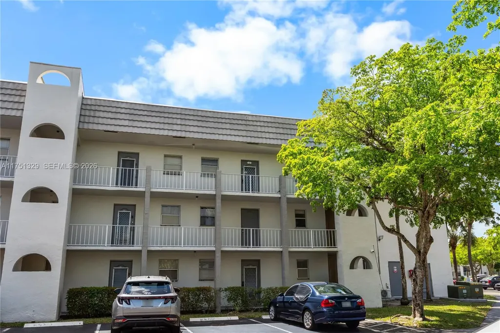 8450 Sunrise Lakes Boulevard Sunrise FL 33322
