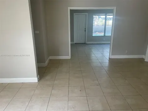 972 Pine Ridge Drive Plantation FL 33317