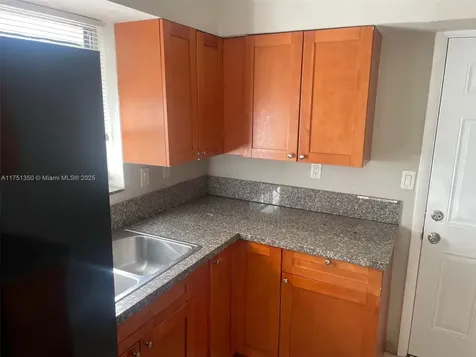 972 Pine Ridge Drive Plantation FL 33317