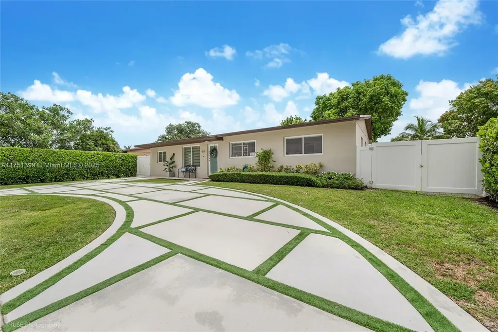 4031 SW 104th Avenue Miami FL 33165