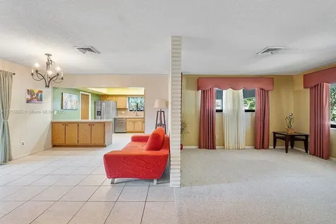 2381 SW 34th Avenue Fort Lauderdale FL 33312