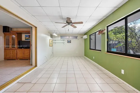 2381 SW 34th Avenue Fort Lauderdale FL 33312