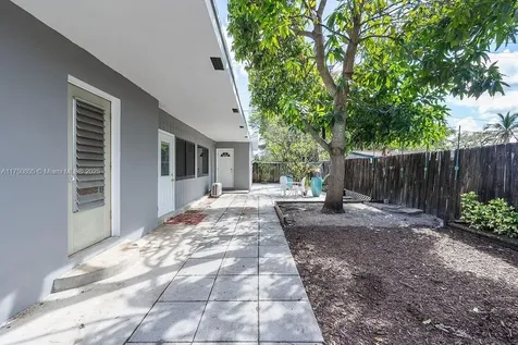 2381 SW 34th Avenue Fort Lauderdale FL 33312