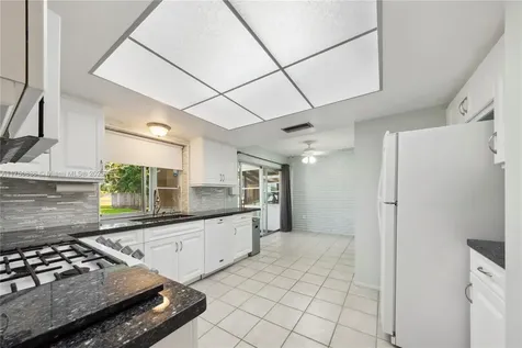 3840 NW 113th Avenue Sunrise FL 33323