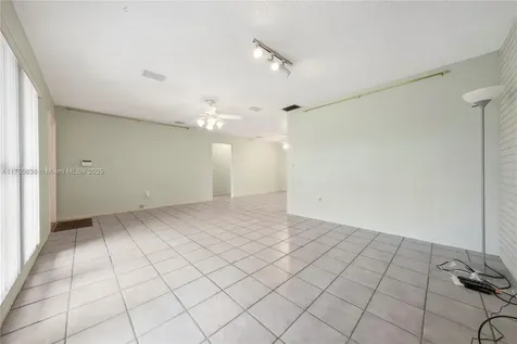 3840 NW 113th Avenue Sunrise FL 33323