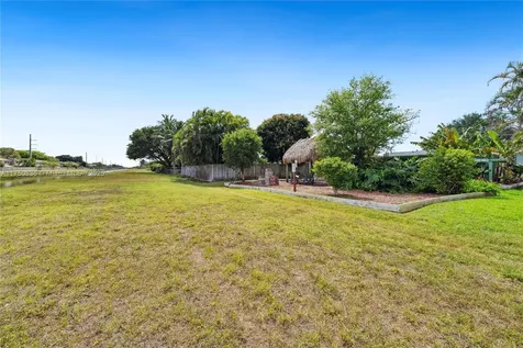 3840 NW 113th Avenue Sunrise FL 33323