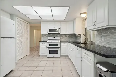 3840 NW 113th Avenue Sunrise FL 33323