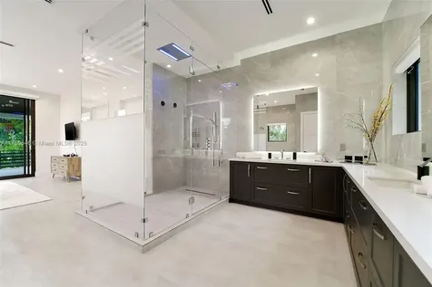 4321 SW 11th Street Miami FL 33134