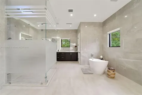 4321 SW 11th Street Miami FL 33134