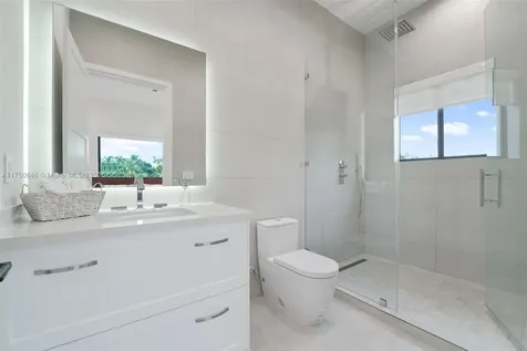 4321 SW 11th Street Miami FL 33134