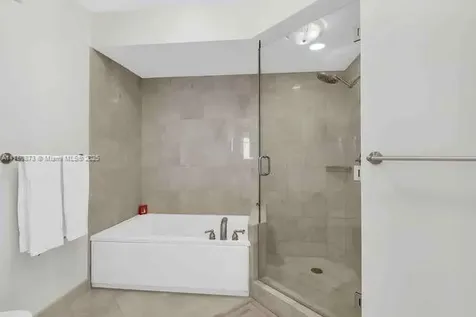 6365 Collins Avenue Miami Beach FL 33141
