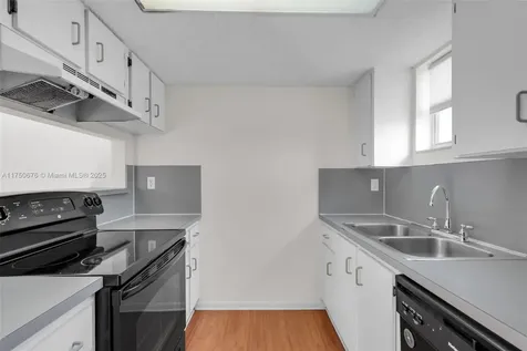 29 Santillane Avenue Coral Gables FL 33134