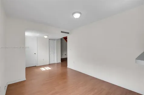 29 Santillane Avenue Coral Gables FL 33134