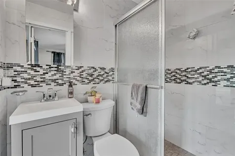 6960 SW 15th Street Pembroke Pines FL 33023