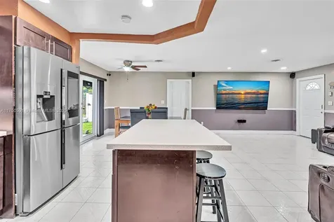 6960 SW 15th Street Pembroke Pines FL 33023