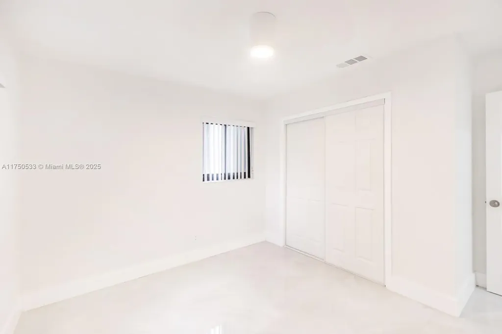 2807 NW 9th Street Fort Lauderdale FL 33311