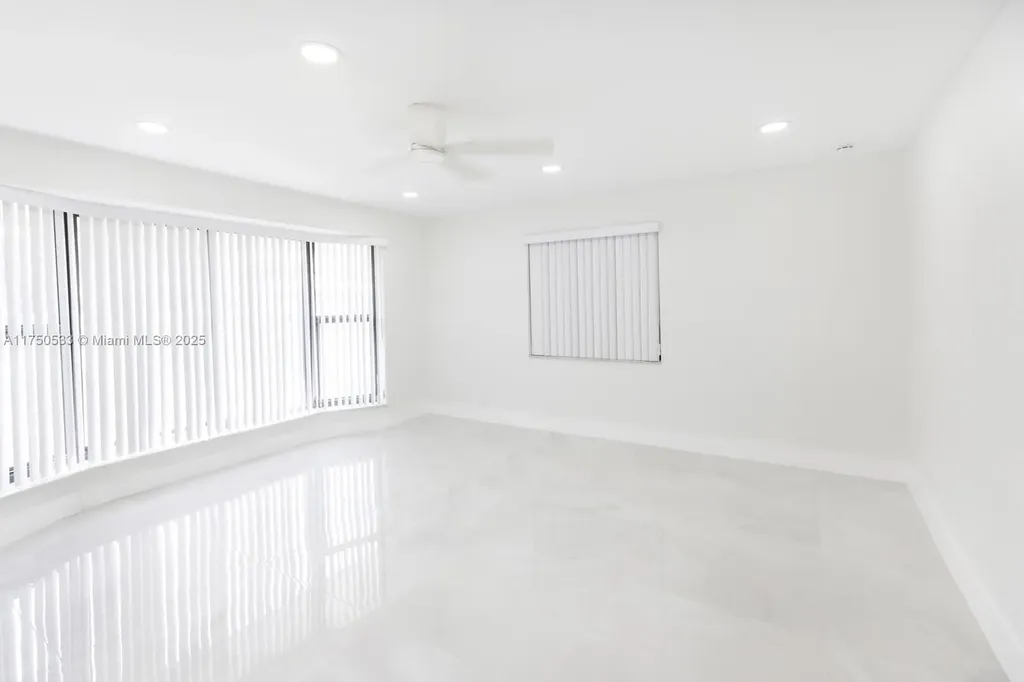 2807 NW 9th Street Fort Lauderdale FL 33311