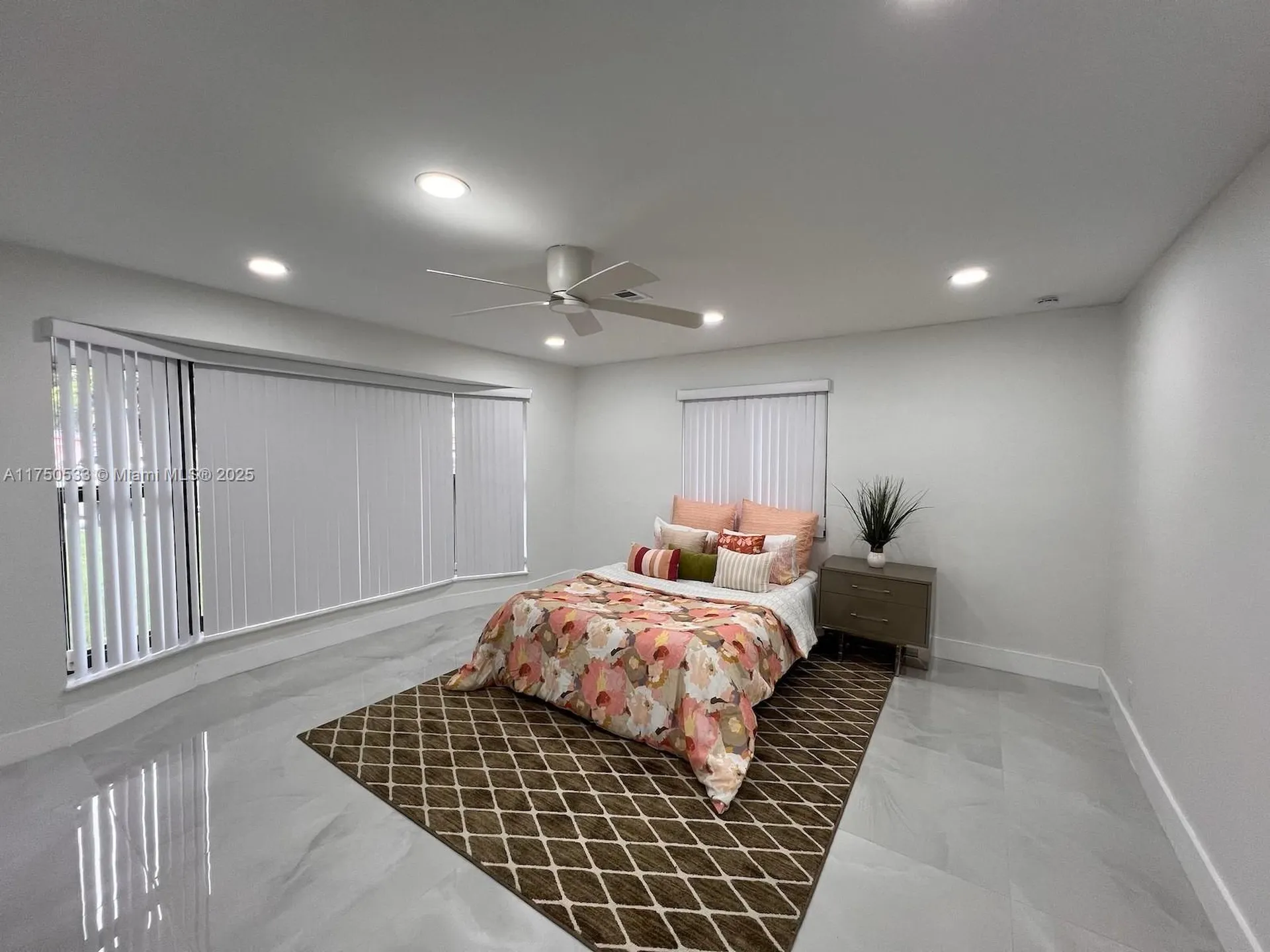 2807 NW 9th Street Fort Lauderdale FL 33311