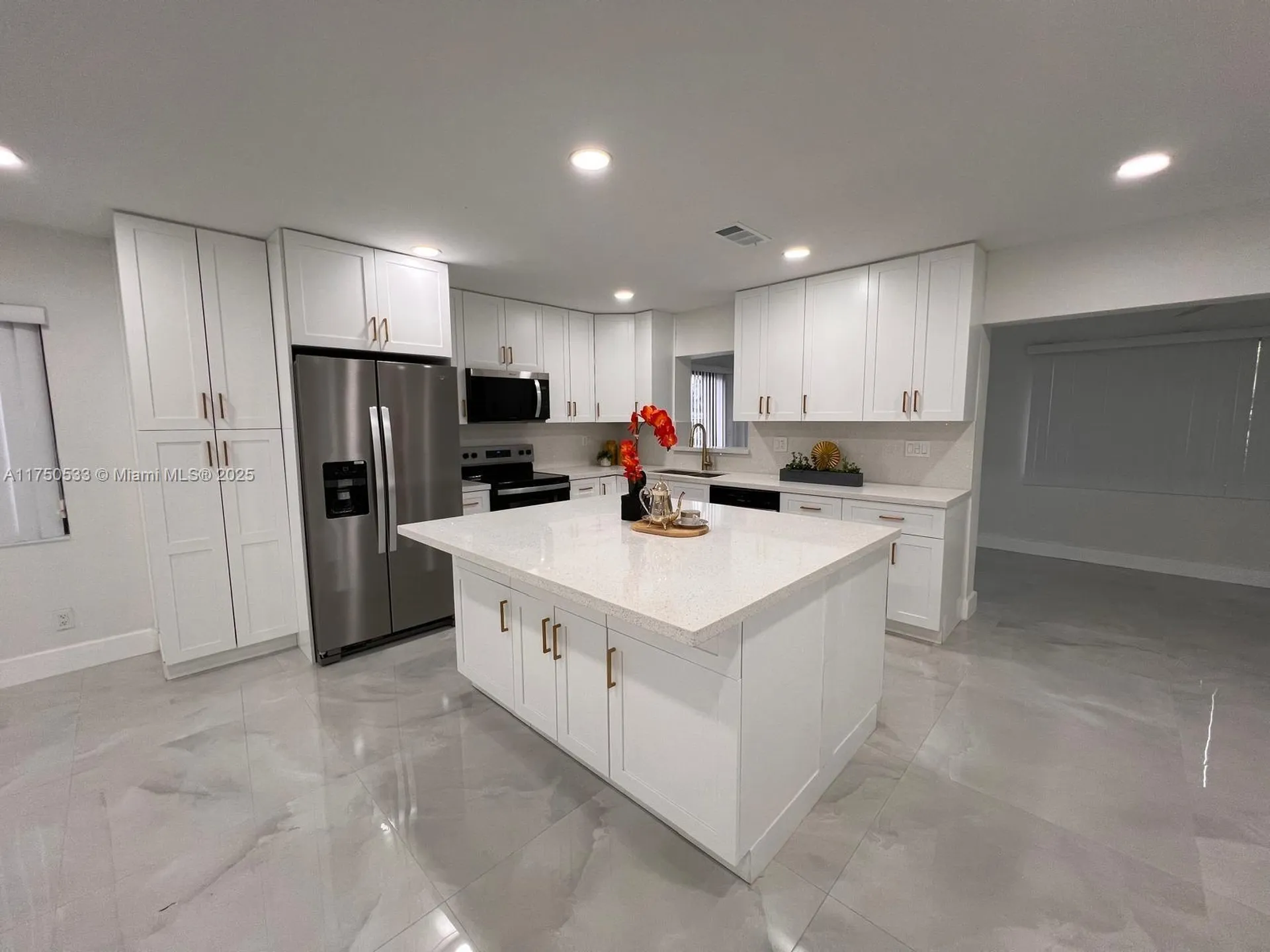 2807 NW 9th Street Fort Lauderdale FL 33311