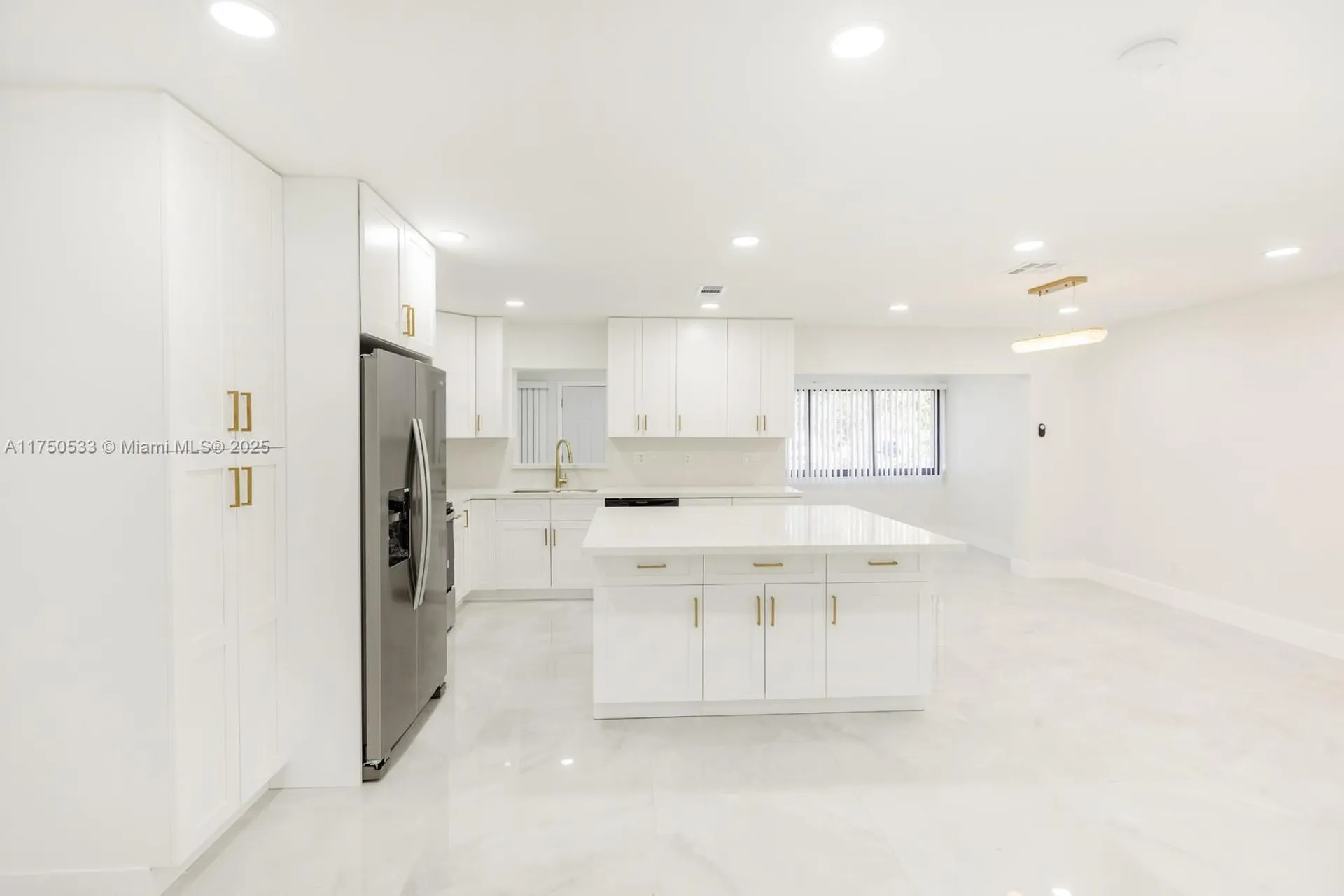 2807 NW 9th Street Fort Lauderdale FL 33311