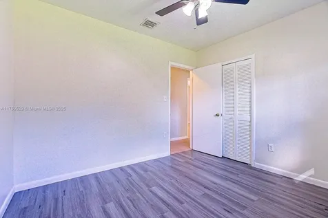 10430 SW 199th Street Cutler Bay FL 33157