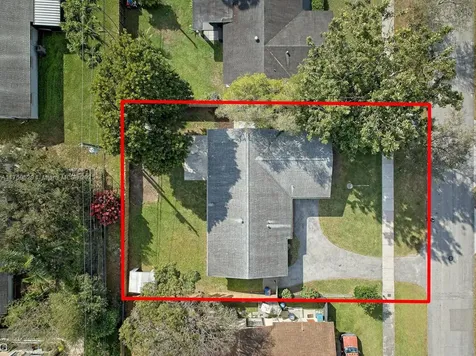 10430 SW 199th Street Cutler Bay FL 33157