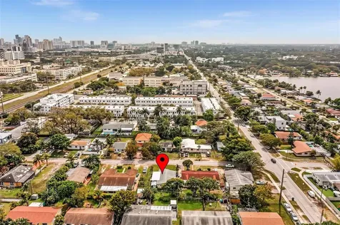 2631 NE 214th Street Miami FL 33180