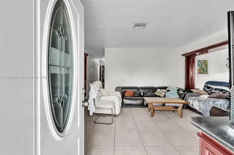 2631 NE 214th Street Miami FL 33180
