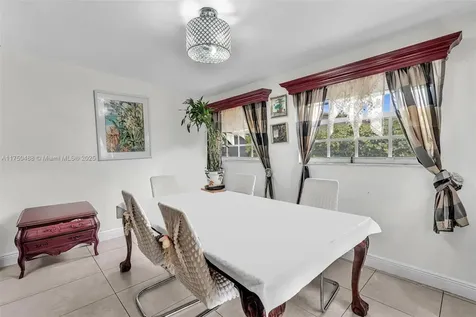 2631 NE 214th Street Miami FL 33180